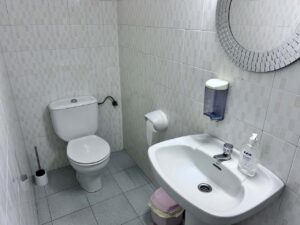 Bar en venta Palamós: baño
